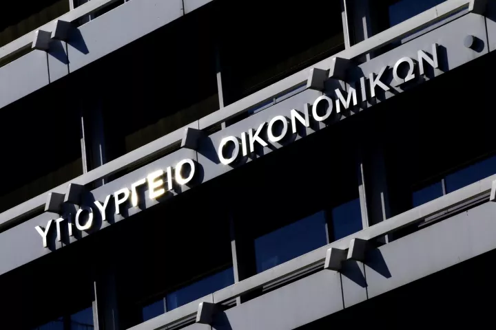 Στα 60 εκ. ευρώ τα ετήσια έσοδα από το νέο Συνυποσχετικό Δημοσίου με εφοπλιστές