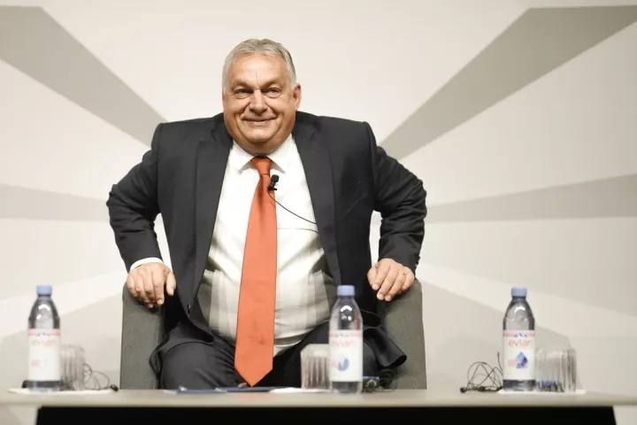 Ορμπάν: Θα κατακρατώνται τα «επιπλέον κέρδη» από την πώληση καυσίμων 