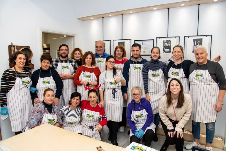 Η ΙΚΕΑ ενώνει τις δυνάμεις της με τις Μη Κερδοσκοπικές Οργανώσεις «Μπορούμε» και «Φάρο του Κόσμου» προσφέροντας γεύματα αγάπης σε παιδιά που το έχουν ανάγκη