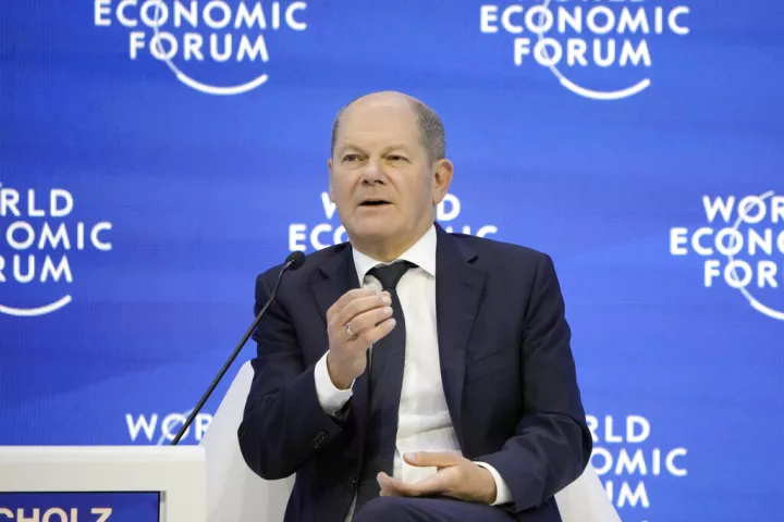 Σολτς: Στήριξη στην Ουκρανία, αλλά ούτε λέξη για άρματα μάχης