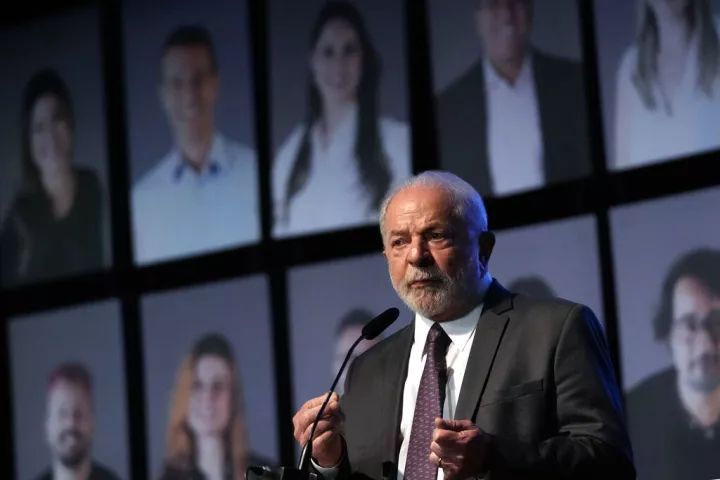 Πρόεδρος Βραζιλίας: Συνεχίζει τις «εκκαθαρίσεις» στις υπηρεσίες ασφαλείας