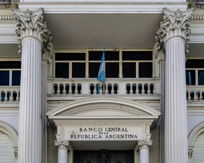 Ο πληθωρισμός στην Αργεντινή σπαέι το φράγμα του 100% για πρώτη φορά από το 1991