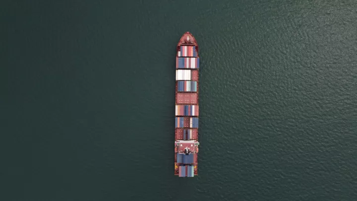 Κίνα: Αύξηση του όγκου του εξωτερικού εμπορίου και των τιμών κατοικιών