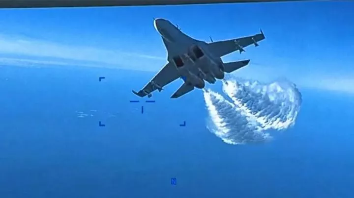 H Ρωσία παρασημοφορεί πιλότους για την κατάρριψη του αμερικανικιού drone