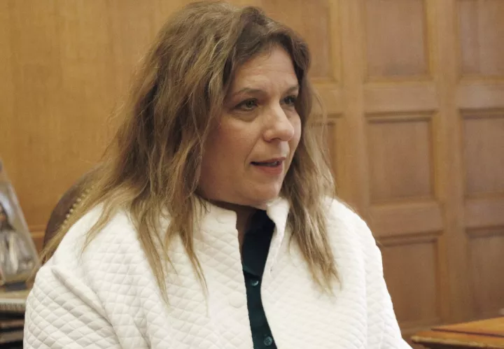 Μ. Συρεγγέλα: Στηρίζουμε τις γυναίκες που αγωνίζονται να σπάσουν τη «γυάλινη οροφή»