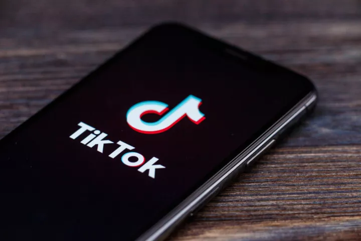 Βρετανία: Τέλος το TikTok σε όλες τις συσκευές του Κοινοβουλίου
