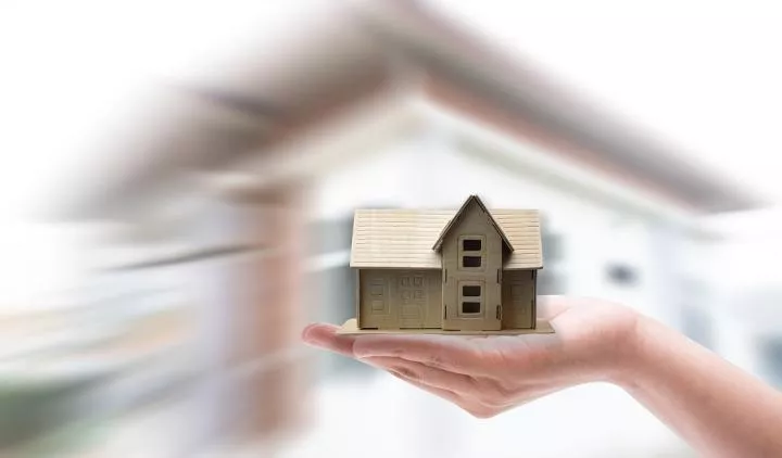 «Σπίτι μου»: Από σήμερα οι αιτήσεις για χαμηλότοκα στεγαστικά σε νέους 