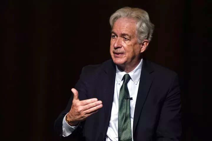 Μπερνς (CIA): Η Ρωσία κινδυνεύει να γίνει οικονομική αποικία της Κίνας