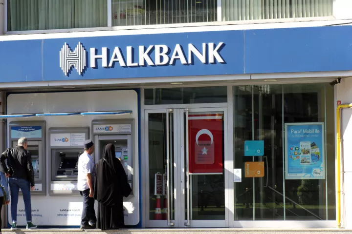 Ανώτατο Δικαστήριο ΗΠΑ: Η τουρκική τράπεζα Halkbank δεν έχει ασυλία από την ποινική δίωξη