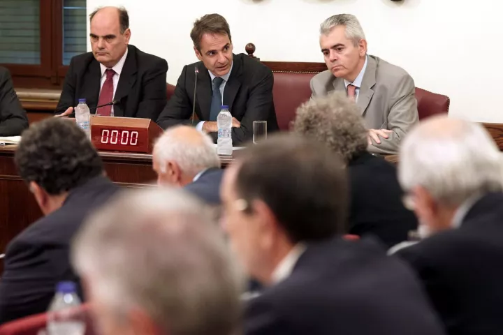 Κυρ. Μητσοτάκης: «Η Κυβέρνηση της ΝΔ θα αποκαταστήσει το ρόλο των Συμβουλίων στα Πανεπιστήμια» Κυρ. Μητσοτάκης: «Η Κυβέρνηση της ΝΔ θα αποκαταστήσει το ρόλο των Συμβουλίων στα Πανεπιστήμια»