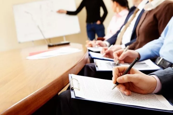 Τι ξεχωριστό έχουν οι οικονομολόγοι της Κρήτης