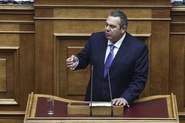 Π. Καμμένος: Όσο είμαστε κυβέρνηση, το &#039;Αγιο Φως θα το υποδεχομαστε με τιμές αρχηγού κράτους