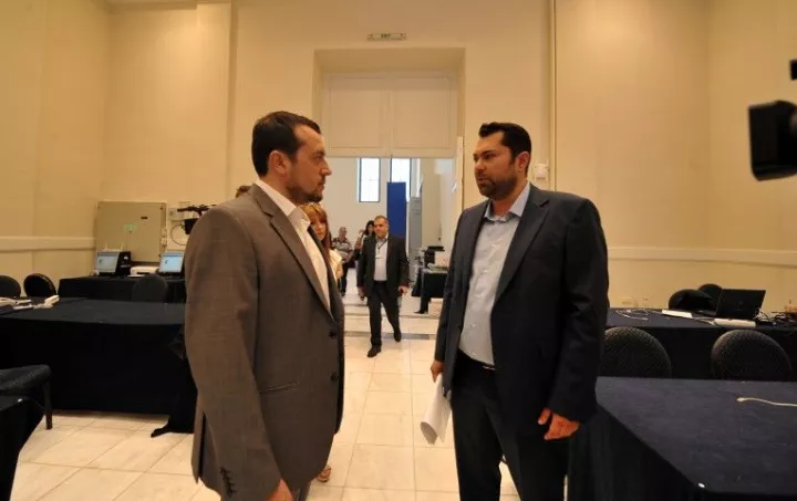 Έχουν ξεφύγει! Χρησιμοποιούν τις πρεσβείες μας στο εξωτερικό για να πλήξουν την Αντιπολίτευση! (έγγραφο)