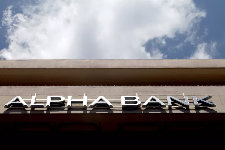 Γιατί η Alpha Bank δεν πρόκειται να πάει σε αύξηση κεφαλαίου