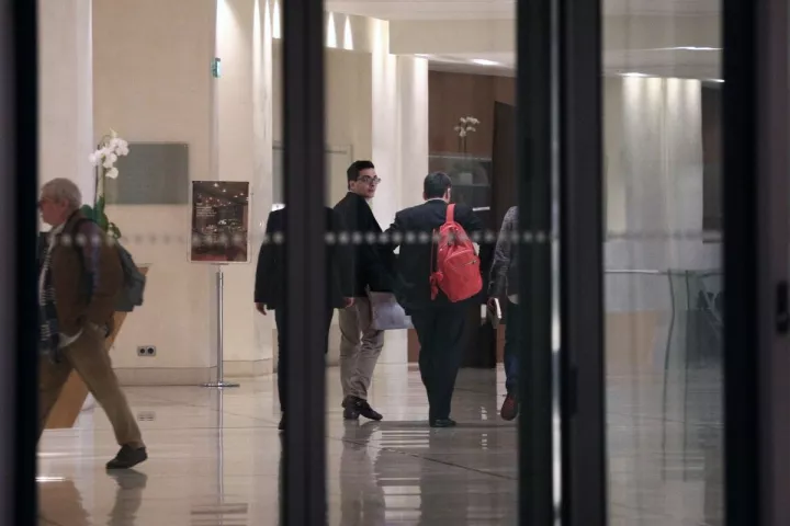 Οι δανειστές δεν είναι (απλά) φίλοι μας...