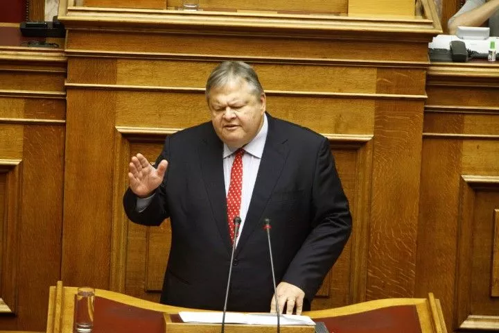 Ευ. Βενιζέλος για άδειες: "Ό,τι και να κάνει ο κ. Τσίπρας θα κριθεί δικαστικά"