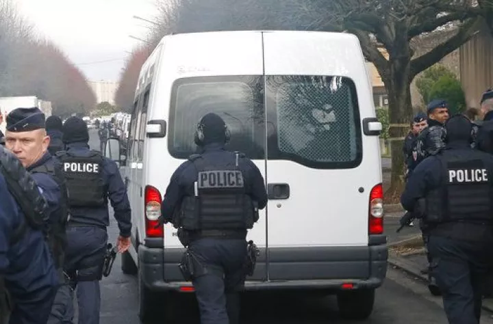 Γαλλία: 5 νεκροί από τη σύγκρουση δύο στρατιωτικών ελικοπτέρων	