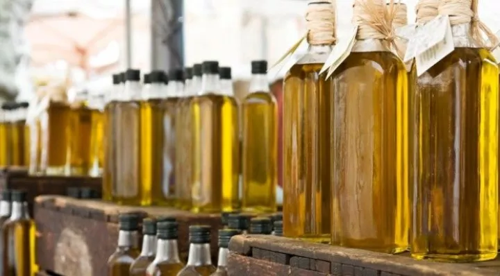 Η εξωτερική πολιτική του... ελαιολάδου