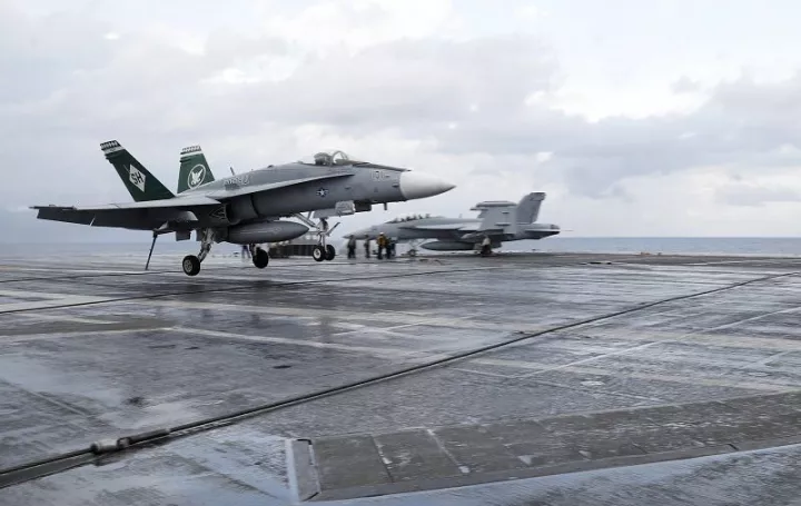 Αμερικανικό αεροπλανόφορο οδεύει στον Περσικό Κόλπο