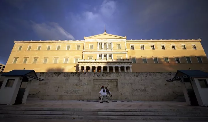 Παραιτήθηκε ο Π. Παραράς από την Επιτροπή για την Αναθεώρηση του Συντάγματος
