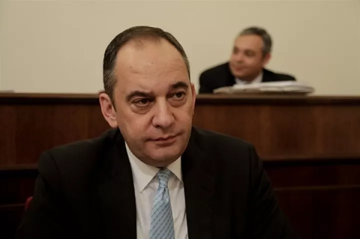 Αναστέλλεται η λειτουργία των δημοσίων σχολών Εμπορικού Ναυτικού