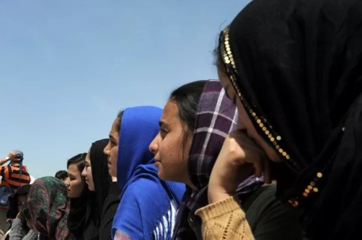 Έρευνα: Οι μισοί Ευρωπαίοι φοβούνται και δυσανασχετούν με τους πρόσφυγες