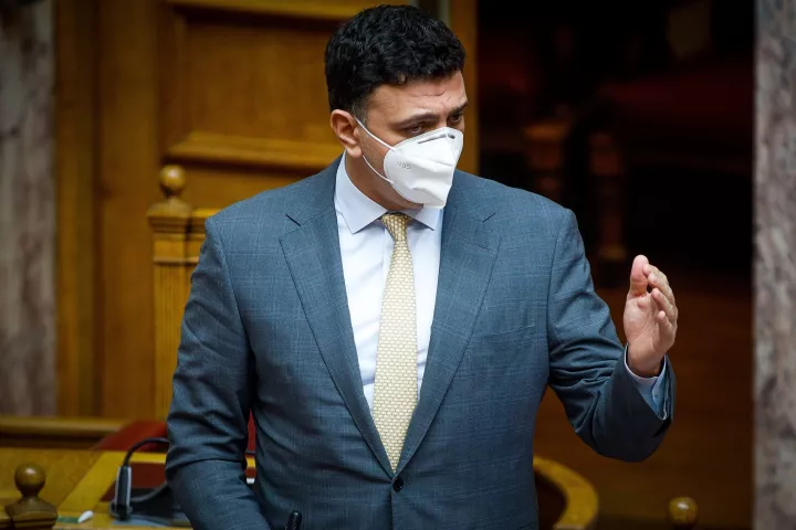 Σε εξέλιξη τηλεδιάσκεψη υπό τον Β. Κικίλια για το ενδεχόμενο τρίτου κύματος