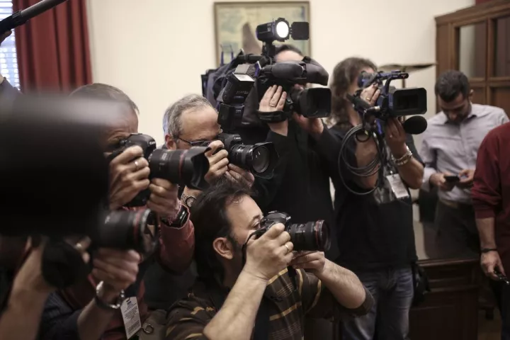 Παντελόνια και κότες...