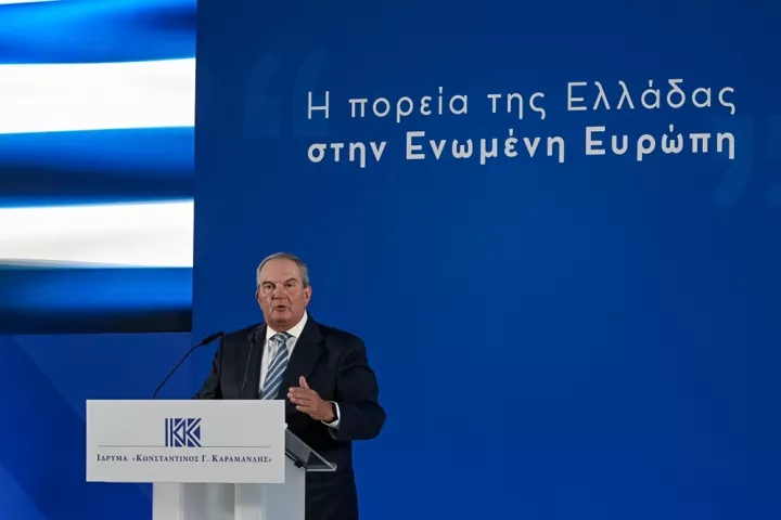 Καραμανλής: Εθνική επιτυχία η συμφωνία με Γαλλία - Καθήκον μας η συνεννόηση