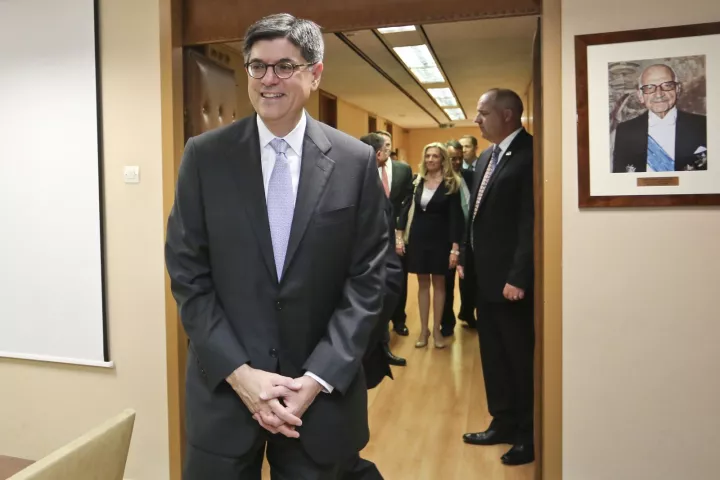 J. Lew: Η Ευρώπη να θέσει το χρέος της Ελλάδας σε βιώσιμη πορεία