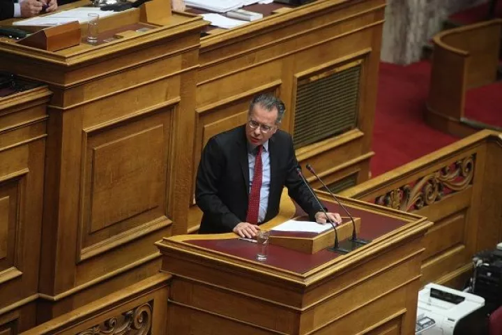 Γ. Κουμουτσάκος: Η κυβέρνηση καλλιεργεί ένα επικίνδυνο κλίμα ανοχής σε αντισυνταγματικές πρακτικές