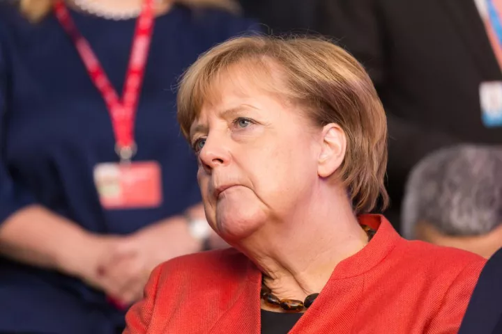 Υπό πίεση η An. Merkel: Ένας στους δύο Γερμανούς ζητά την αποχώρησή της Υπό πίεση η An. Merkel: Ένας στους δύο Γερμανούς ζητά την αποχώρησή της