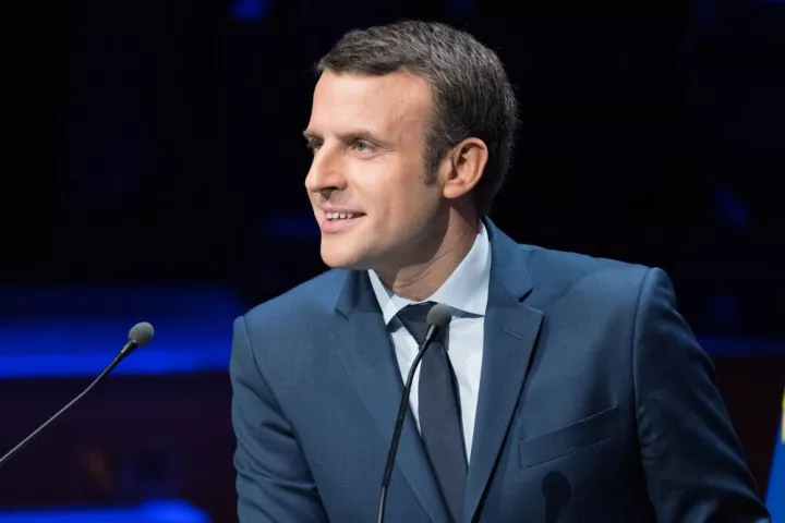 Em. Macron: Δε χρειάζεται κανείς να πάει στο γιατρό όταν διαθέτει όραμα