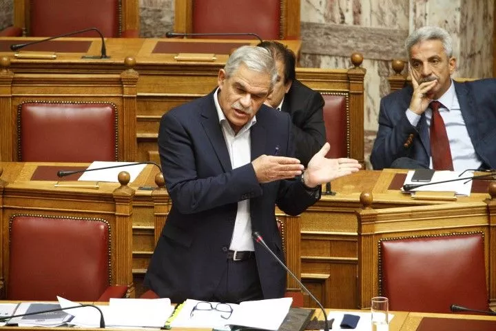 Ν. Τόσκας: «Κι εγώ συνταξιούχος είμαι - Δεν έπρεπε να γίνει χρήση δακρυγόνων»