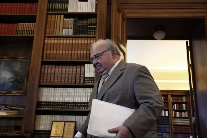 Λέανδρος Ρακιντζής: «Ο πρωθυπουργός είναι μαρξιστής. Δεν κατανοεί τη διάκριση των εξουσιών»