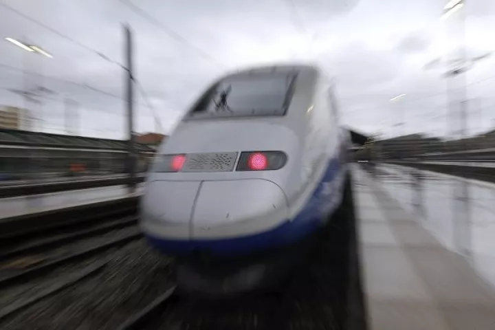 Γαλλία: Τρένο ακινητοποιήθηκε για 6 ώρες μέσα σε σήραγγα