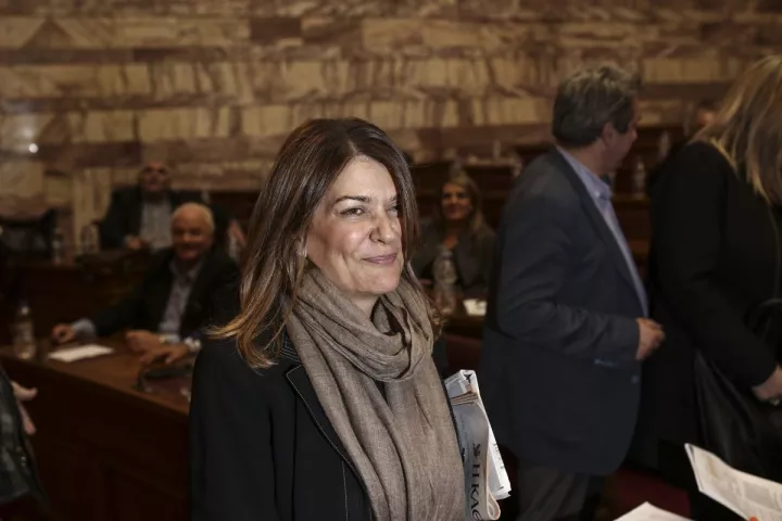 Ρ. Αντωνοπούλου: Η ανεργία θα πέσει κάτω του 20% έως το τέλος του 2018
