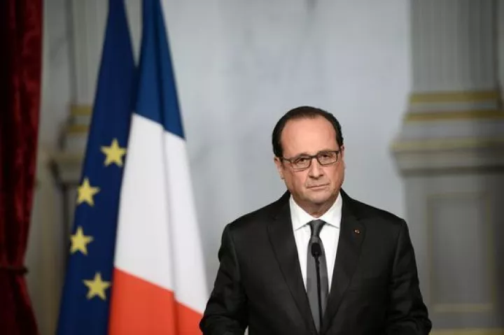 F. Hollande: Σε κατάσταση έκτακτης ανάγκης η γαλλική οικονομία