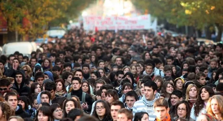 Προδομένη γενιά  