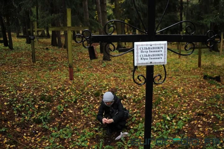 Ο κ. Κοντονής στο δάσος του Kurapaty