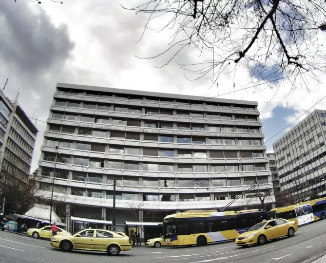 Τρικ από την κυβέρνηση για τη μείωση του αφορολόγητου ορίου