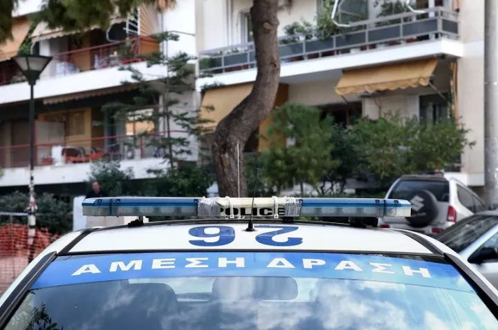 Συνελήφθη 58χρονη που έστελνε απειλητικές επιστολές σε πολιτικούς