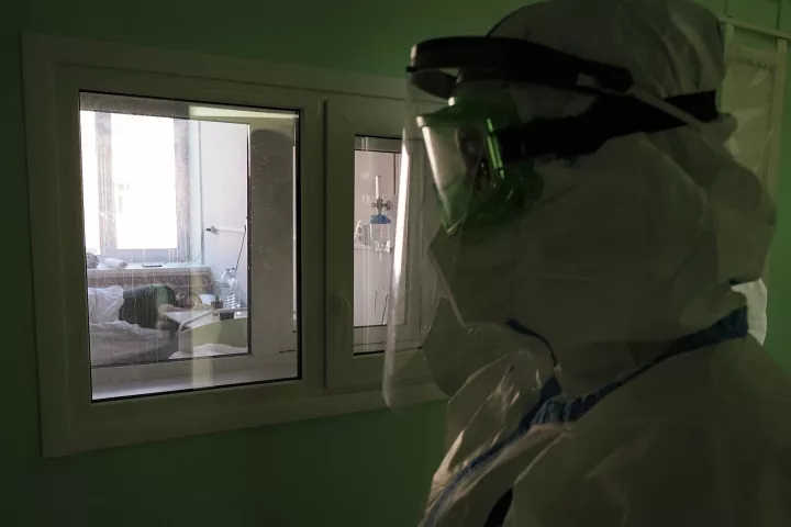 Ρωσία: 9.039 νέα κρούσματα και 402 θάνατοι το τελευταίο 24ωρο