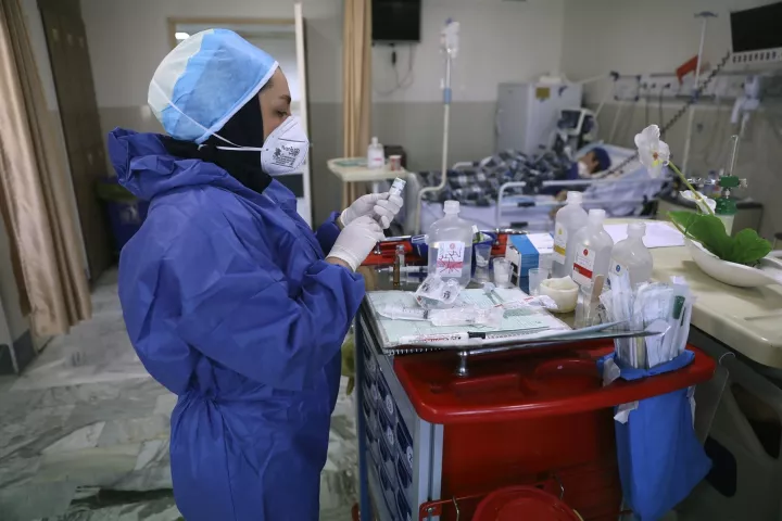 ΗΠΑ: 2.900 νεκροί, πάνω από 210.000 κρούσματα σε 24 ώρες
