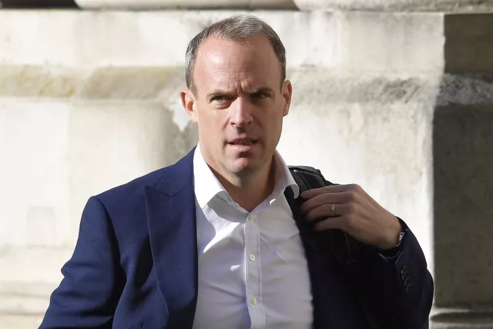 Βρετανία: Δεν είναι αναπόφευκτο ένα lockdown σε εθνικό επίπεδο, δηλώνει ο ΥΠΕΞ Ράαμπ