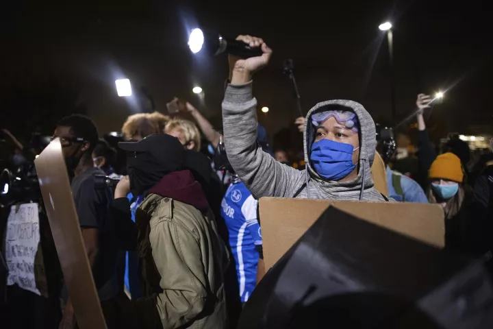 Λος Άντζελες: Διαδήλωση μετά τον θάνατο αφροαμερικανού από πυρά αστυνομικών   