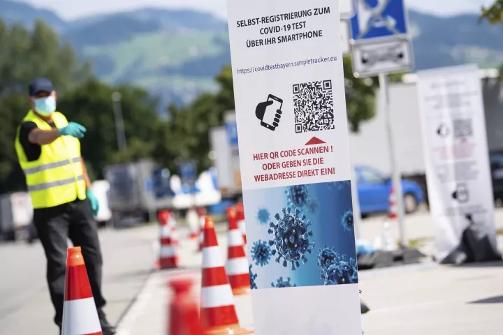Ελβετία: Περισσότερα από 3.000 κρούσματα σε μια μέρα