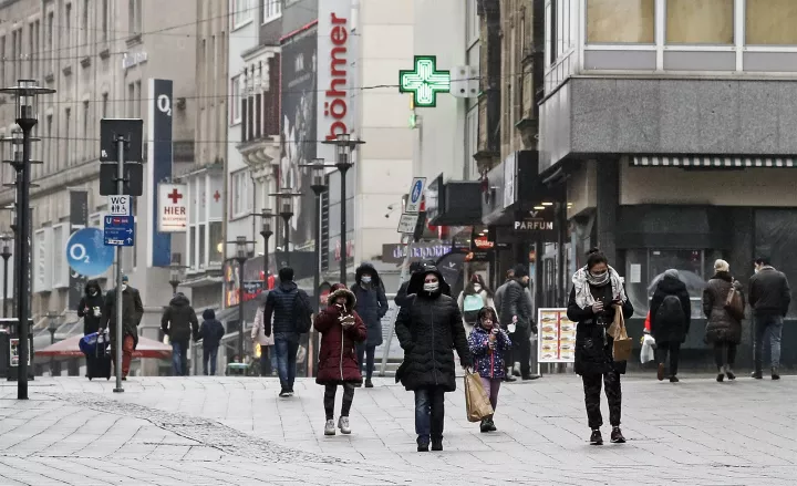 Γερμανία: 786 θάνατοι και 14.200 κρούσματα σε 24 ώρες