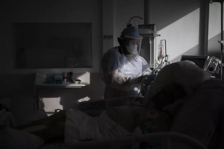 Κορονοϊός: Πάνω από 2,4 εκατ. θάνατοι λόγω της πανδημίας
