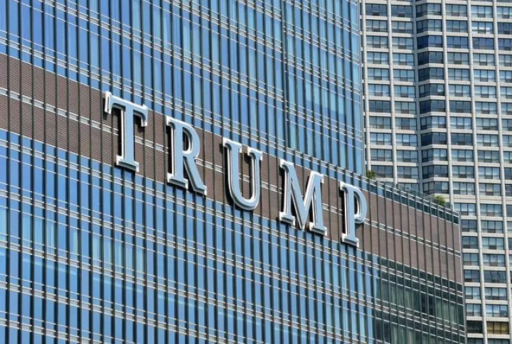 Νέα επίθεση στα MME εξαπέλυσε ο Donald Trump